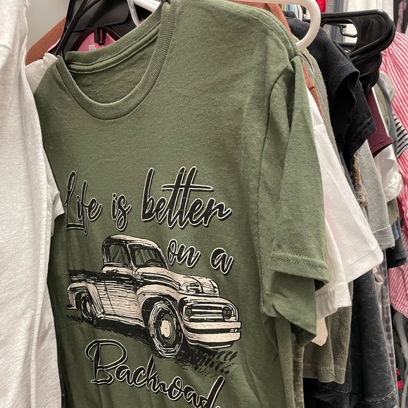 T shirt bundle size small - Picture 2 of 6